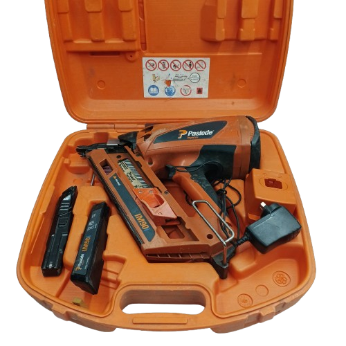 Paslode Nail Gun IM90 With 2 Batteries + Charger (NA)