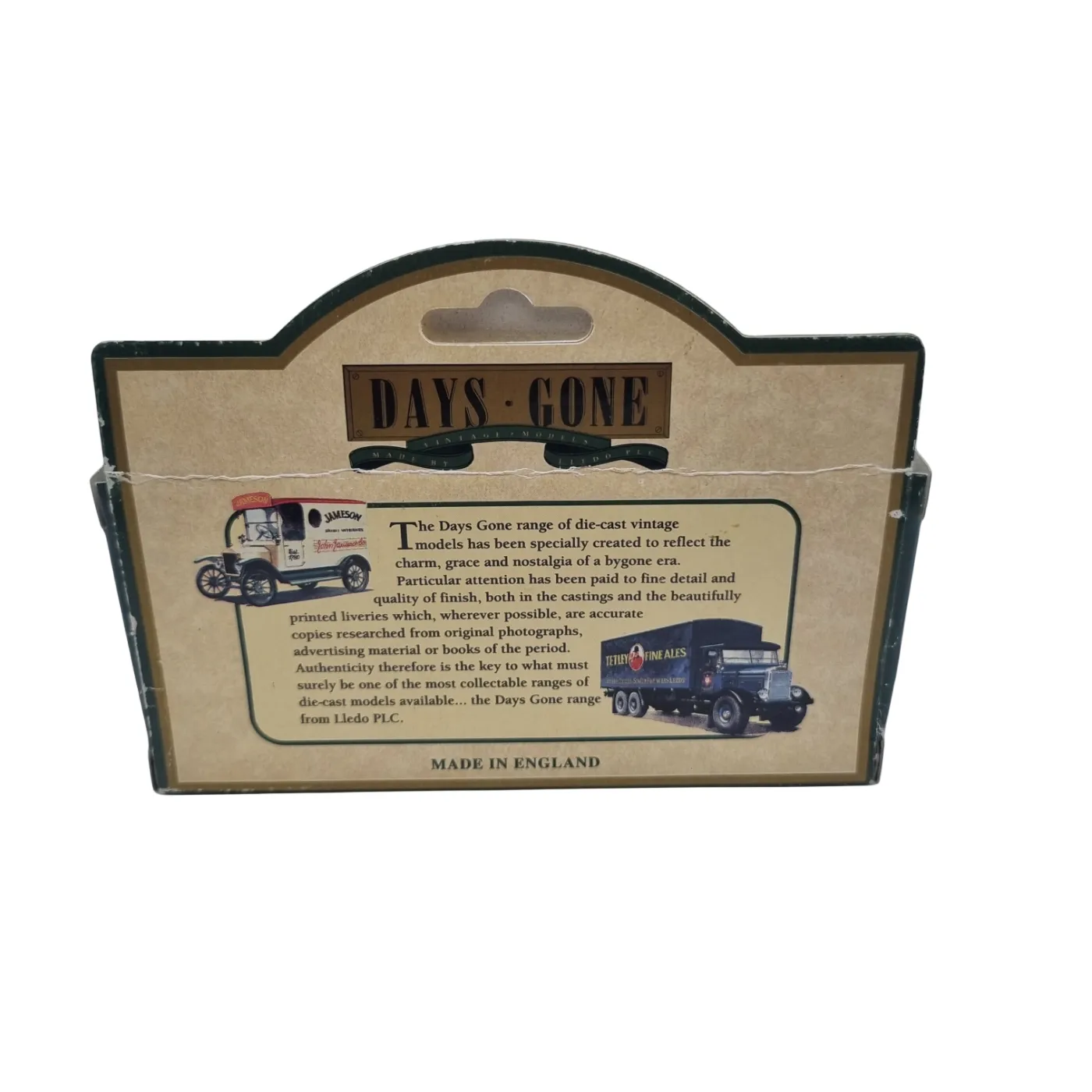Days Gone 1934 Dennis Parcels Van 1:50 Scale Model (WR 1401146)
