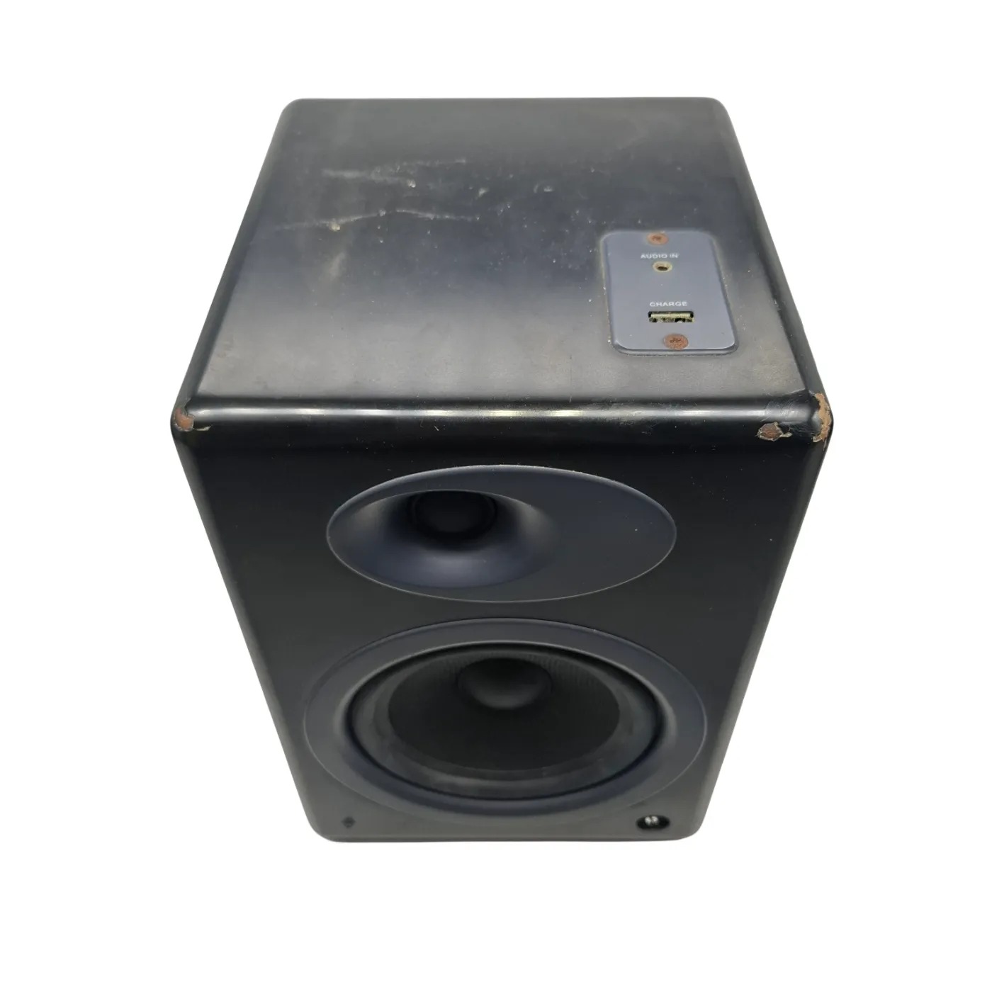 Audioengine 5 Model A5 Set Of 2 Powered Bookshelf Speakers + Cords (WR 1420691)