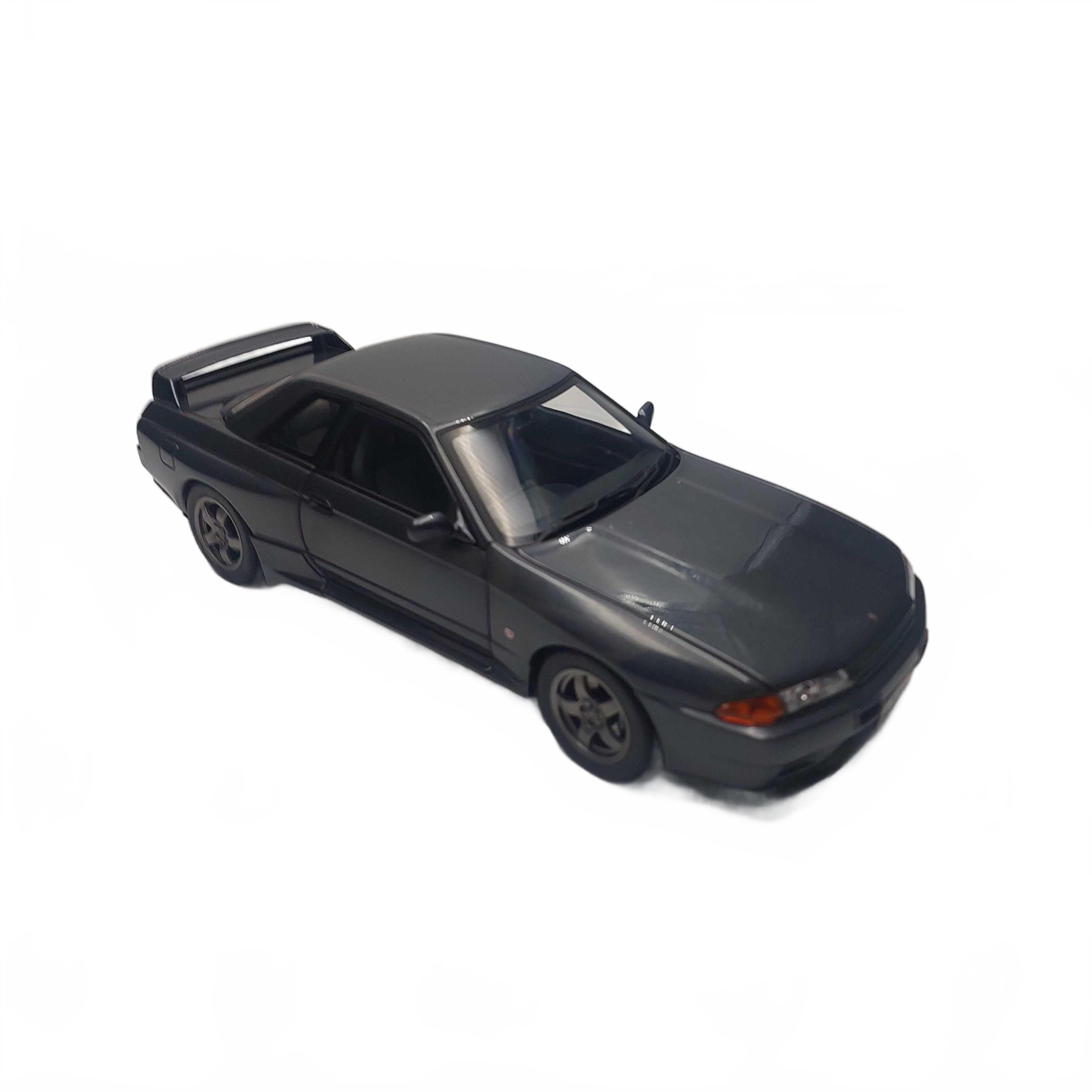Auto Art Model Car Nissan Skyline GT-R Grey (GB1424626)