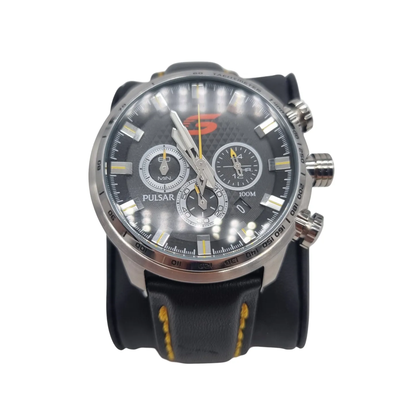 Mens Yellow Pulsar Watch V8 Supercars With Box And Helmet Case (WR 1369859)
