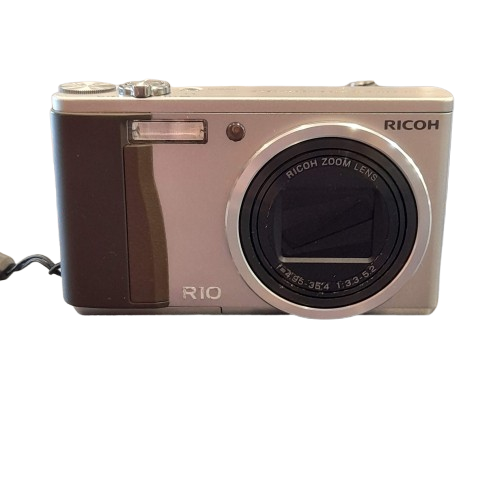 Ricoh Camera R10 With Case (GE)