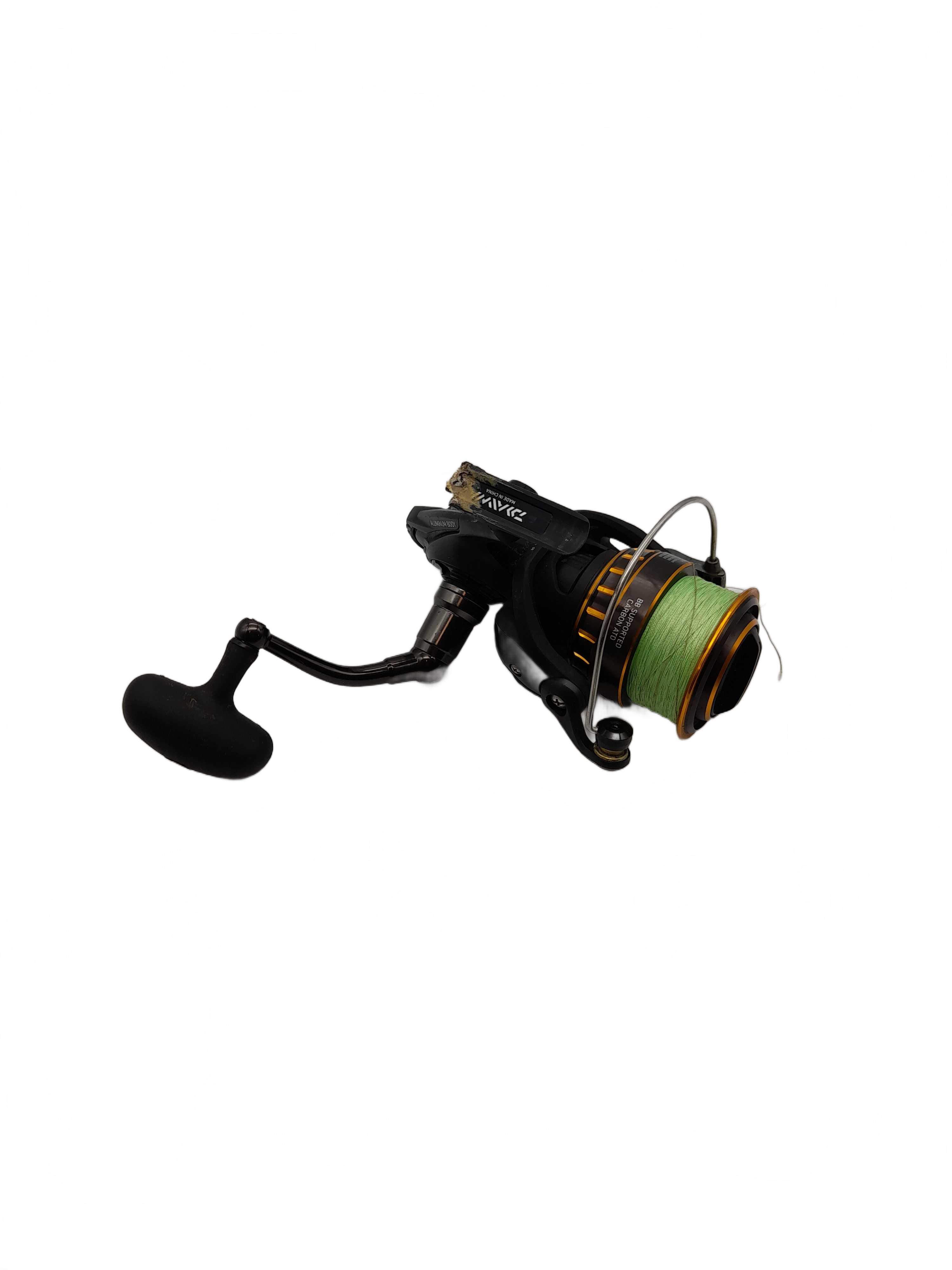 Daiwa BG 5000 Black And Gold Fishing Reel Bottom part snapped sold as is (WL1430505)