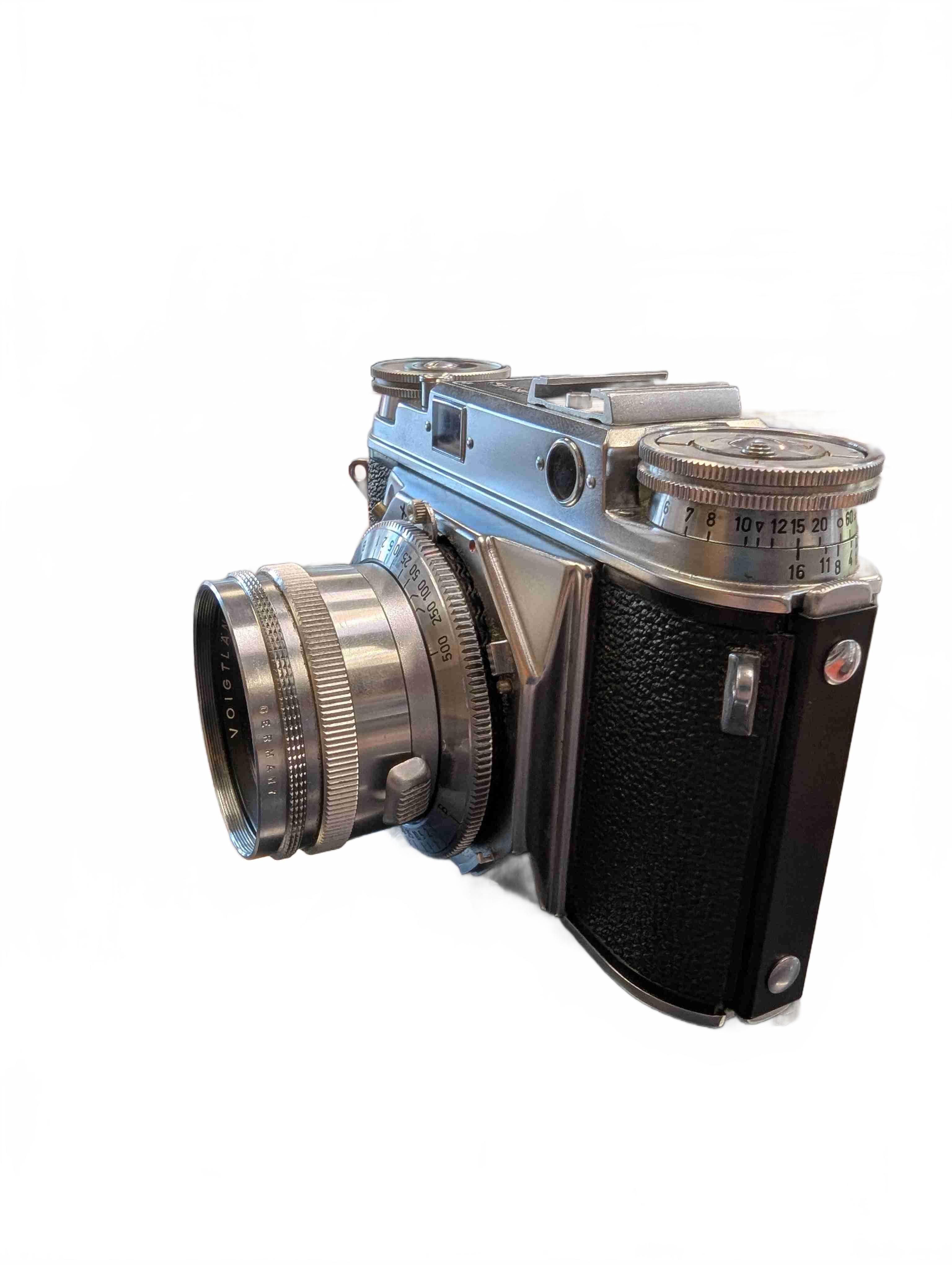 Voigtlander Prominent Vintage 35mm Film Camera, With Ultron 50mm Lens + Leather Case, Excellent USED Condition – UNTESTED (GE 1435750)