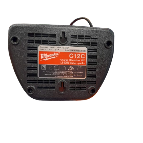 Milwaukee 12v Battery Charger ( LIKE NEW ) ( GE )