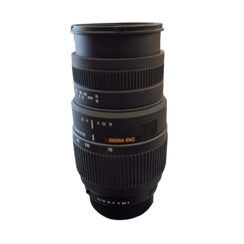 Sigma DG 70-300mm 1:4-6.6 Black Lens with Lens Cap (GE)