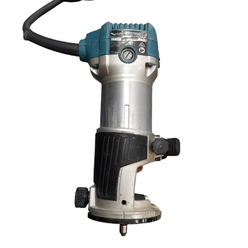 Makita 6.35mm (1/4″) 710W Router RT0700CX