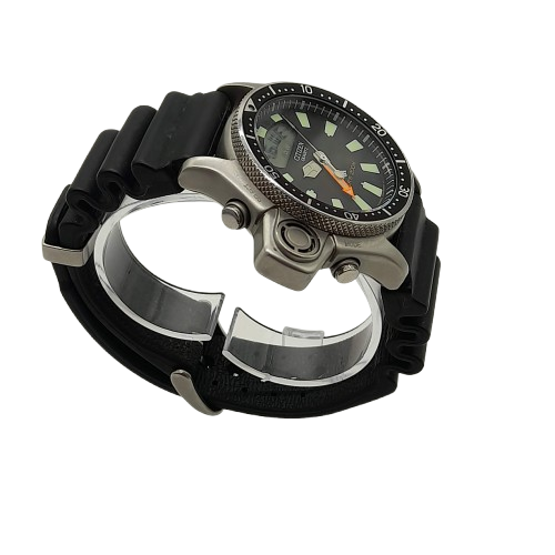 Citizen Promaster C520-S044898 Black Rubber Band Men’s Watch – Ticking, Excellent Condition, Watch ONLY (GE 1427052)