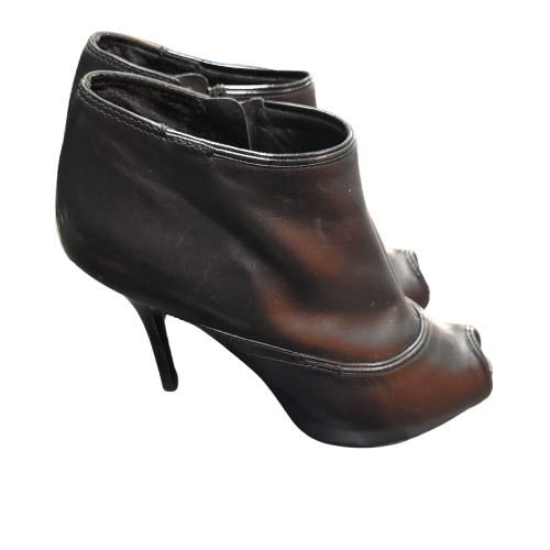 Louis Vuitton BL0141 M Black Leather Open-Toe Heels Size 36 (LN)
