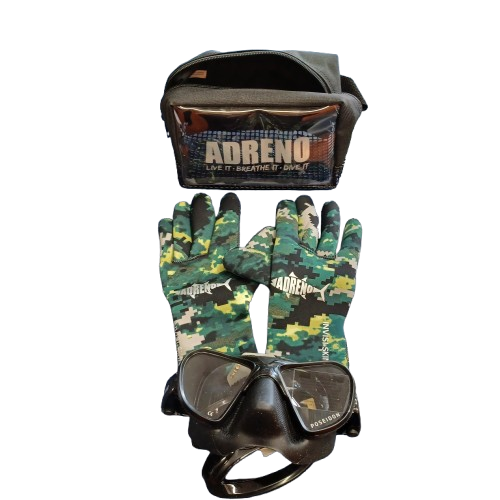 Adreno Diving Goggles and Gloves In Carry Case   (LE1343463)