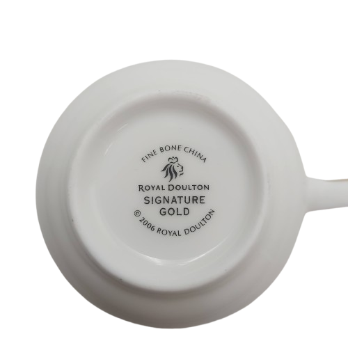 ROYAL DOULTON Signature Gold White & Gold Dinner Set – 1x Cup, 1x Saucer, 1x Dinner Plate, 1x Salad Plate, 1x Side Plate, 1x Pasta Bowl
