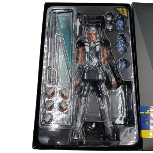 Hot Toys Star Wars TMS021 1/6th Scale Ahsoka Tano Collectible Figure, Like New In Box, With Brown Out Box (NA 1383197)