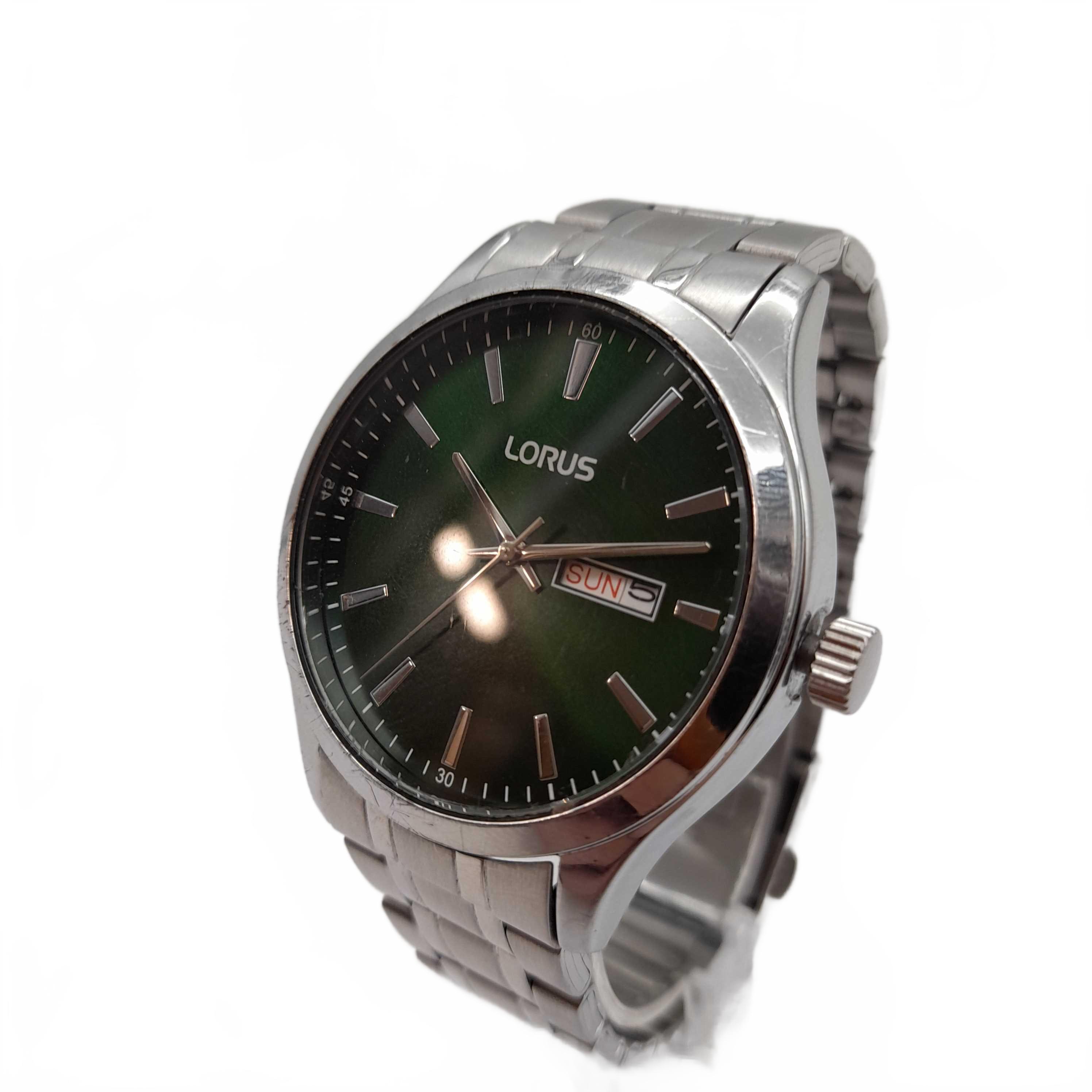 Lorus PC33-X011 Mens Green/Silver Watch (WL 1425688)