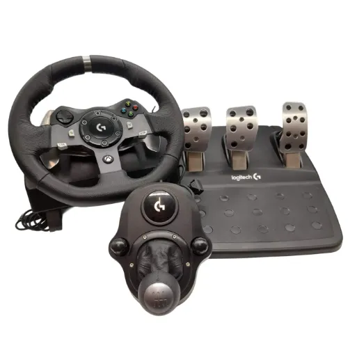 Logitech G920 Driving Force Racing Wheel & Pedals + Logitech Driving Force Shifter Bundle