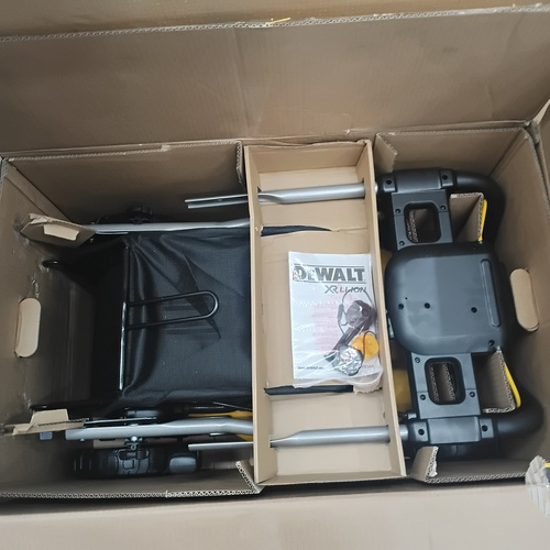 Dewalt Lawn Mower DCMW564P2-XE Black (NA 1428227) **PICKUP ONLY**