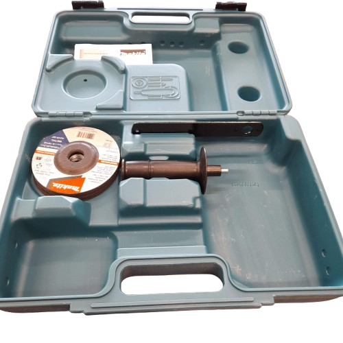 Makita Grinder M9508 Corded With Hard Case