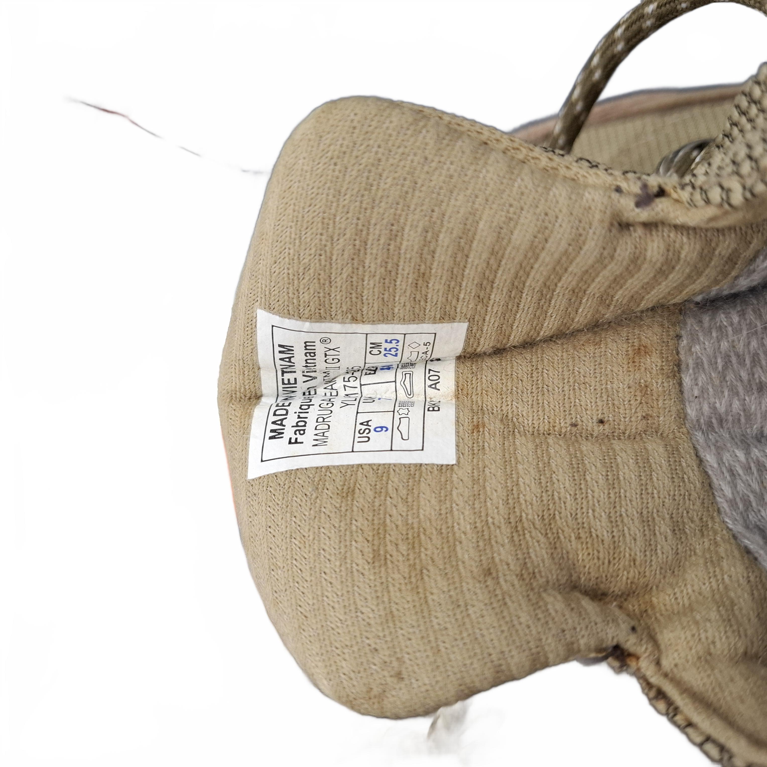 Columbia Boots Tan Ladies Size 9 US (1430518) (JN)
