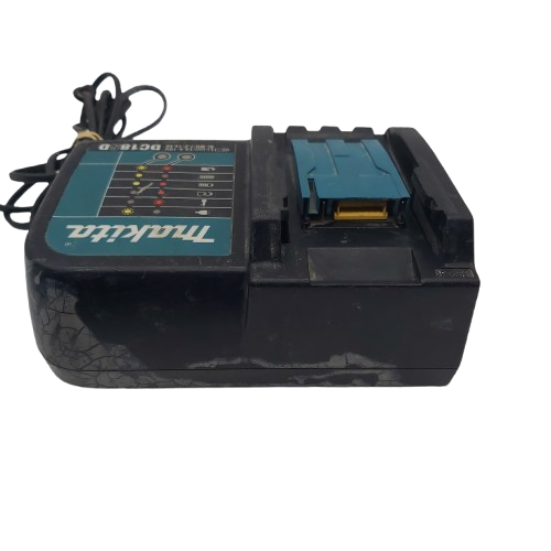 Makita 18v Charger (DC18SD) Moderate wear (1364006 NA)