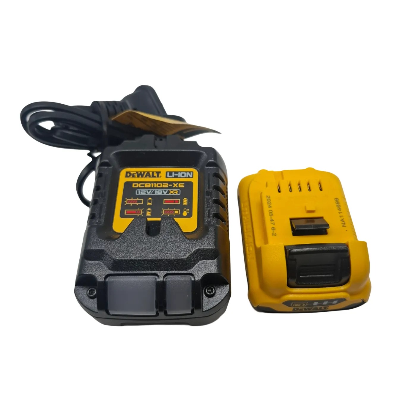 DEWALT 12V MAX 3.0Ah Lithium-Ion Battery + Charger (DCB124) (WR 1403739)