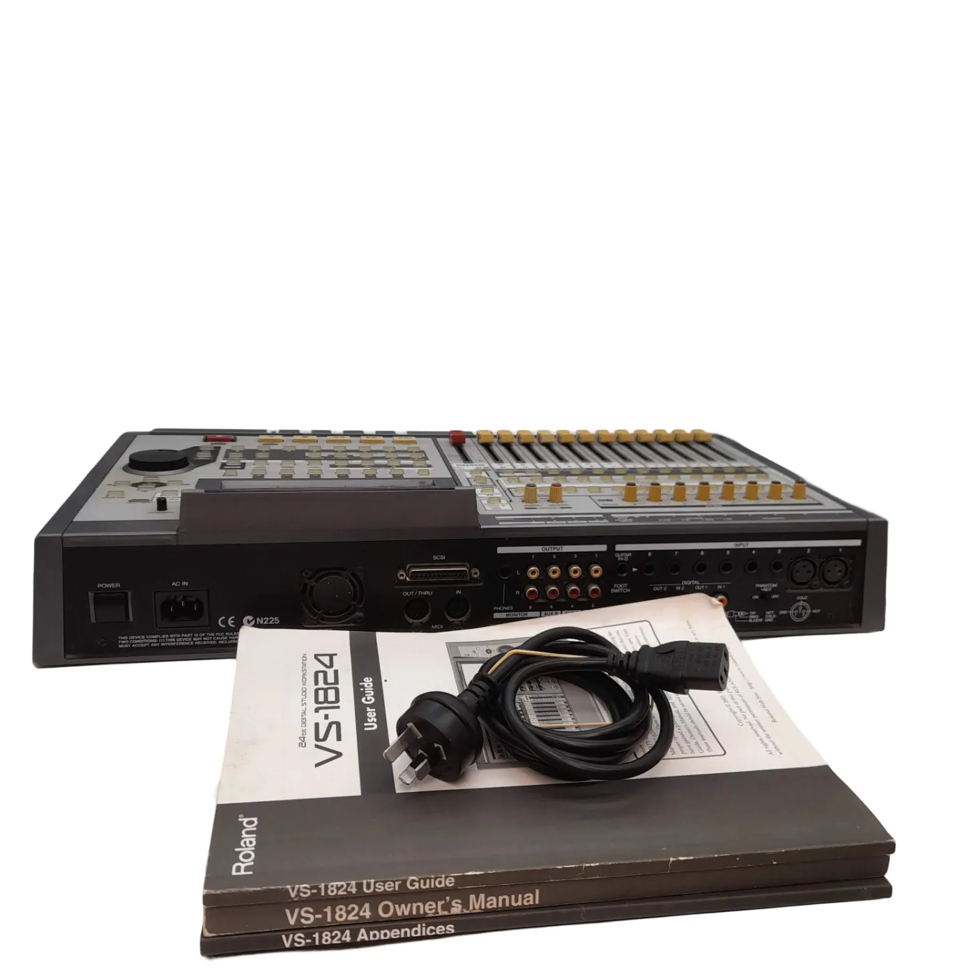 Roland VS-1824CD Digital Recorder + Power + Manuals *Pick Up Only* (WL 1400523)