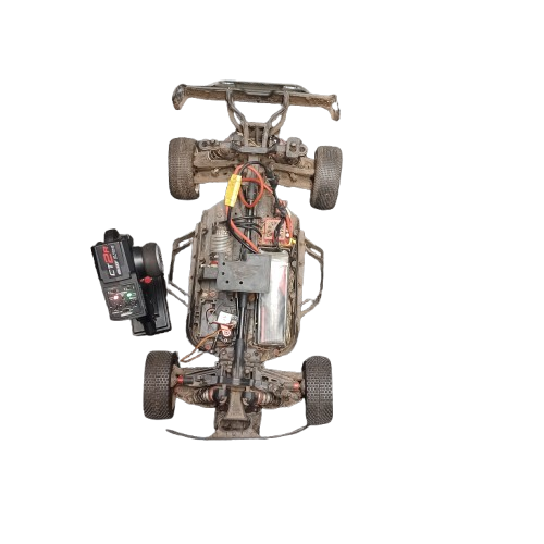 Shiroi Remote Control Truck Team Corally Red And White Will need some Repair’s done PICK UP ONLY