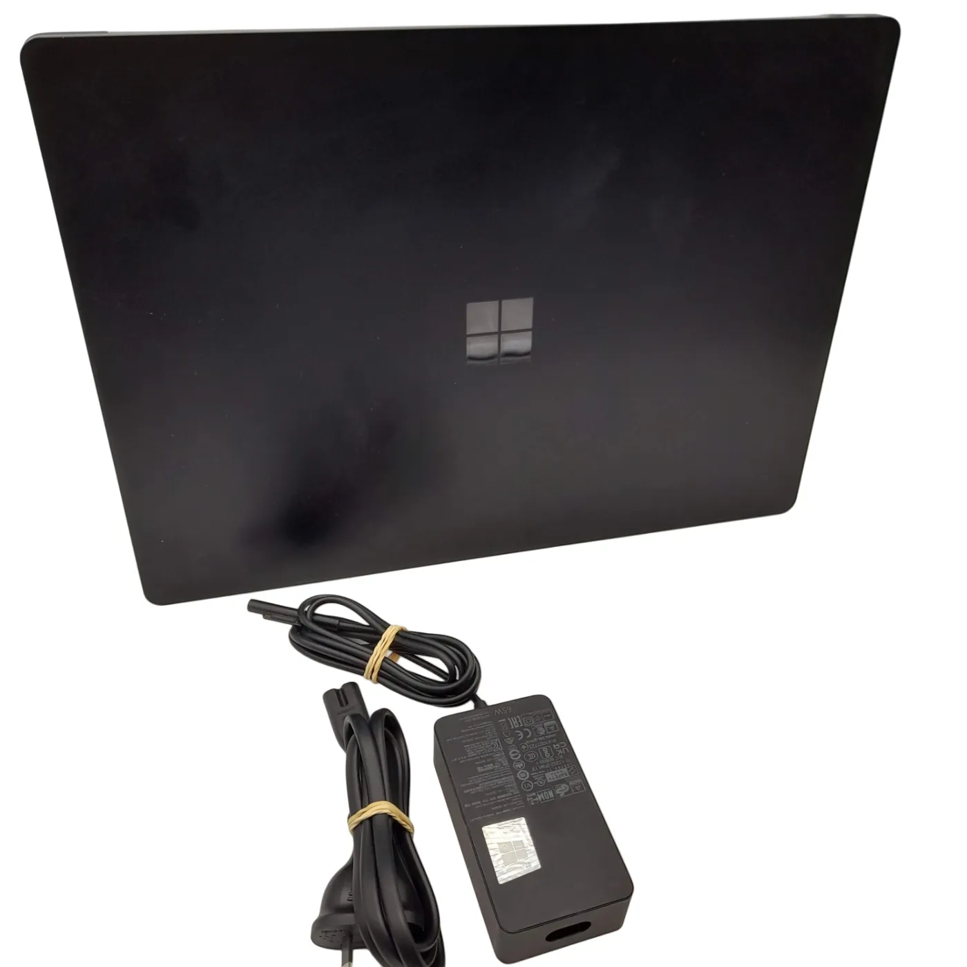Microsoft Surface Laptop 4 i7-1185G7 16GB RAM 512GB SSD + Charger (WL1414517)