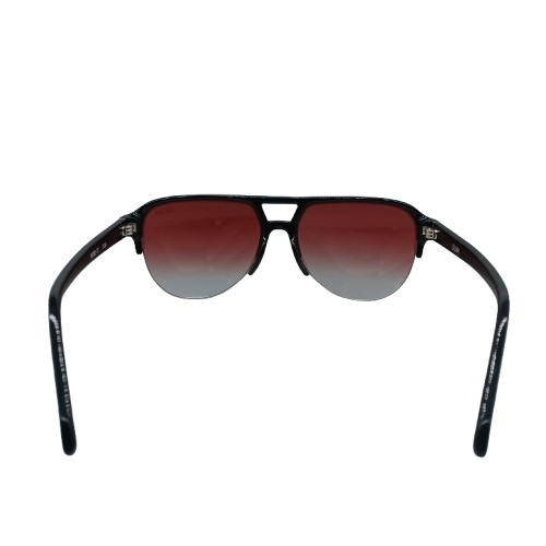 Quay Into It Womens Sunglasses With Clear Case – Good Condition Used (CP)
