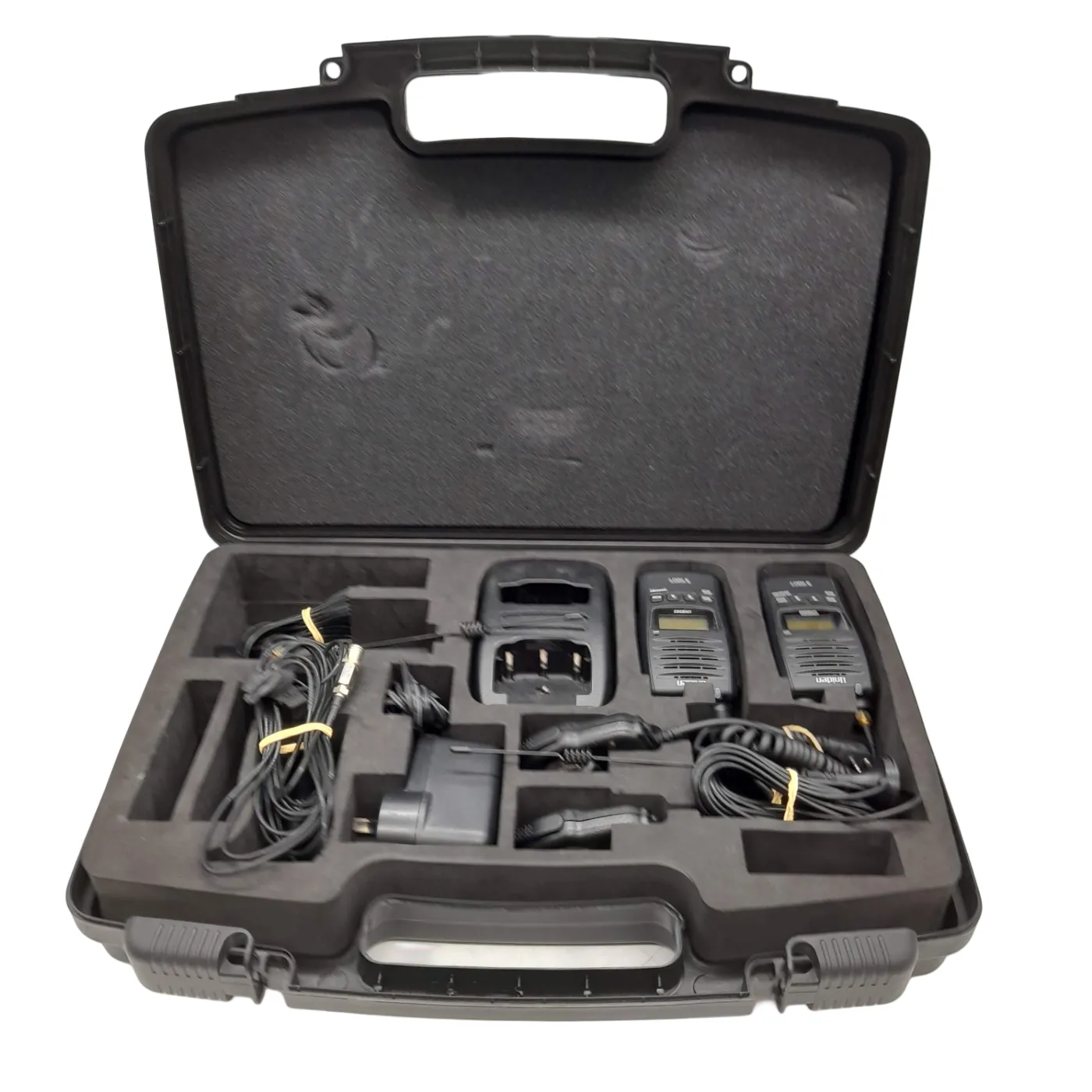 Uniden UH850S 5 Watt UHF Waterproof CB Handheld Radio Twin Pack + Case + Charger + Microphones + Antennas (WL 1356414)