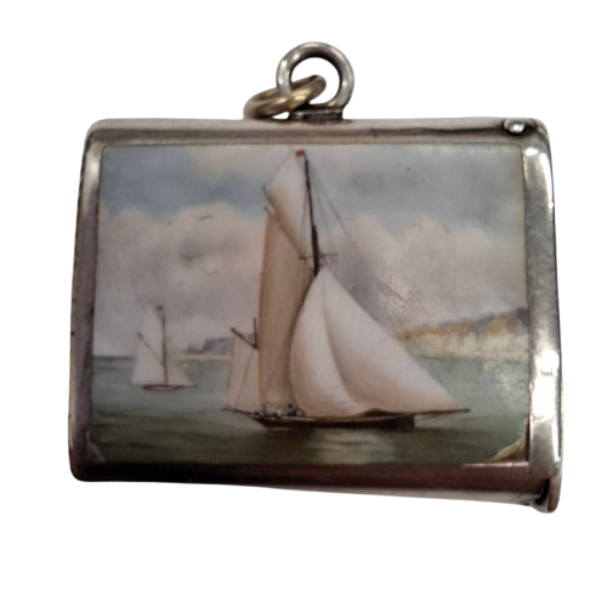 Vesta Case Silver Circa 1880-1890 Boat Picture (JN)