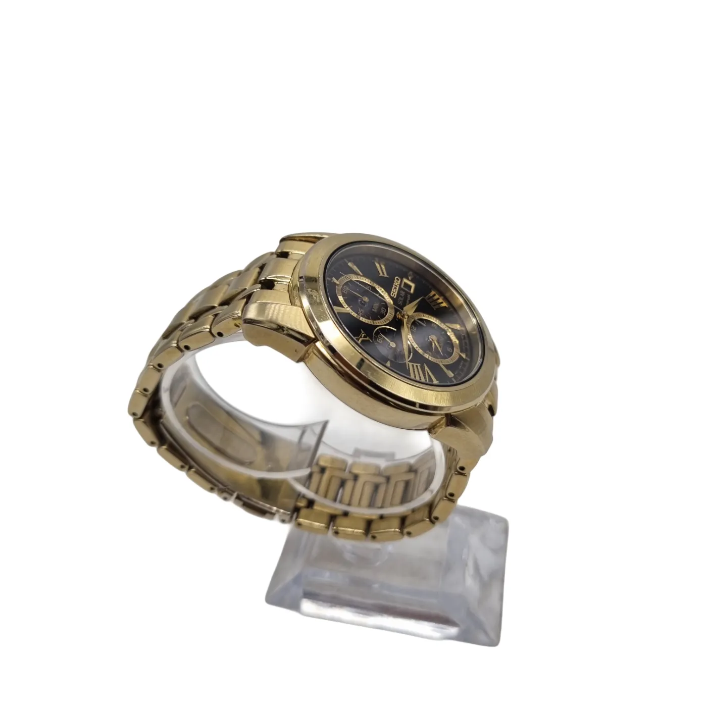 Seiko Men’s Gold Chronograph Watch V172-0AN0 with Black Dial and Stainless Steel Band (WR 1397065)