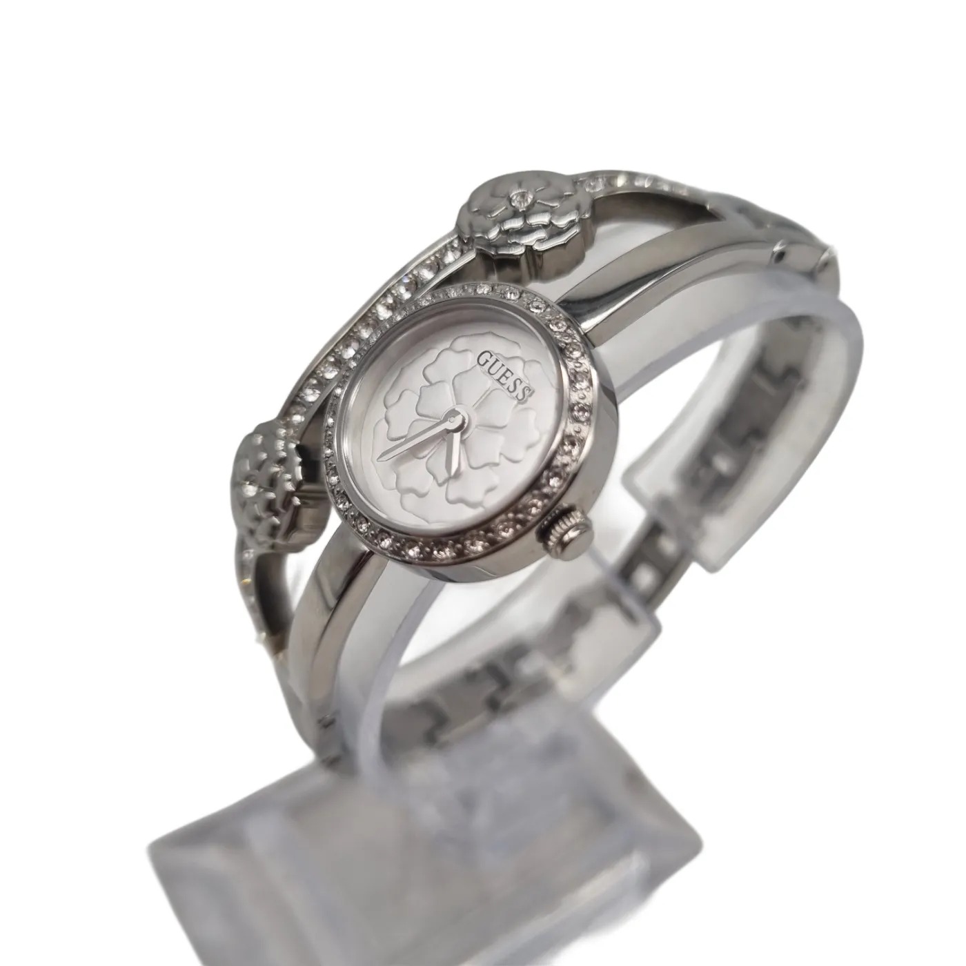 GUESS Ladies Silver-Tone Analog Watch GW0756LI with Box and Links (WR1400727)