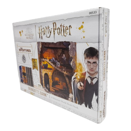 Tiny Adventures Harry Potter: Gringotts Bank Book Nook (LN)
