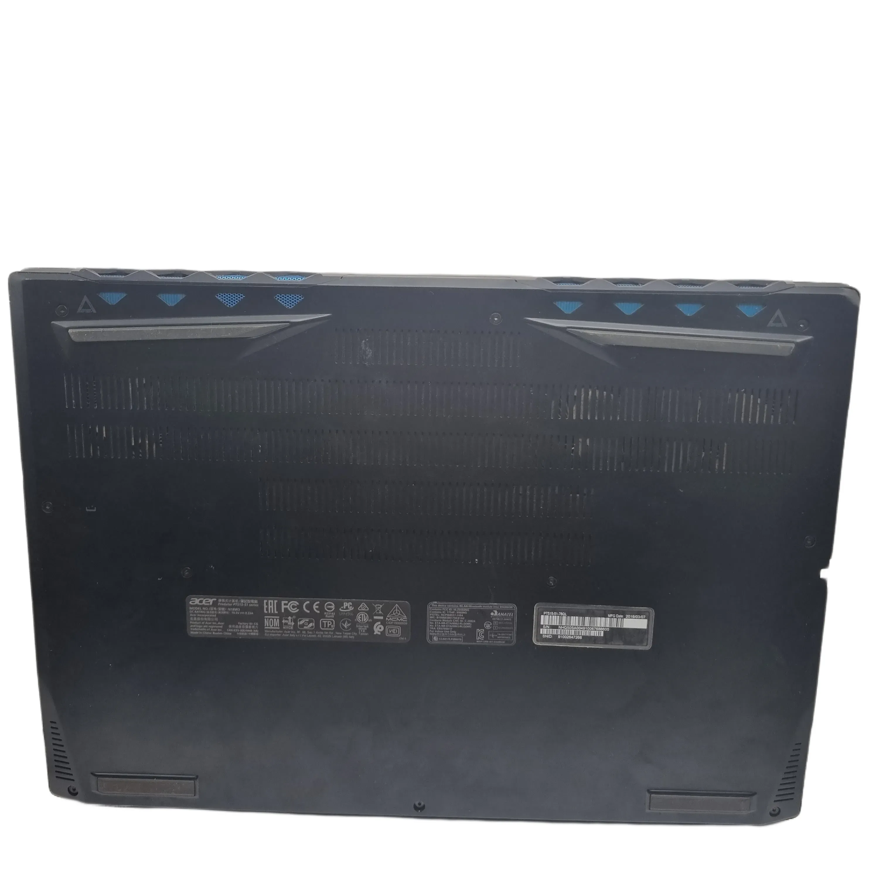 ACER Predator Triton 500 PT515-51-78QL – Intel Core i7-8750H/512GB SSD/16GB RAM/Windows 11 Home + Case + Charger