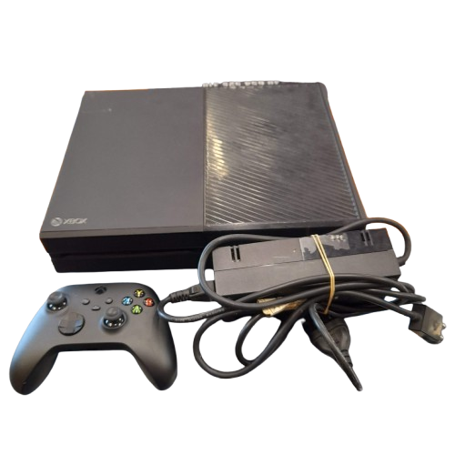 Microsoft Xbox One Console with Controller (GE)