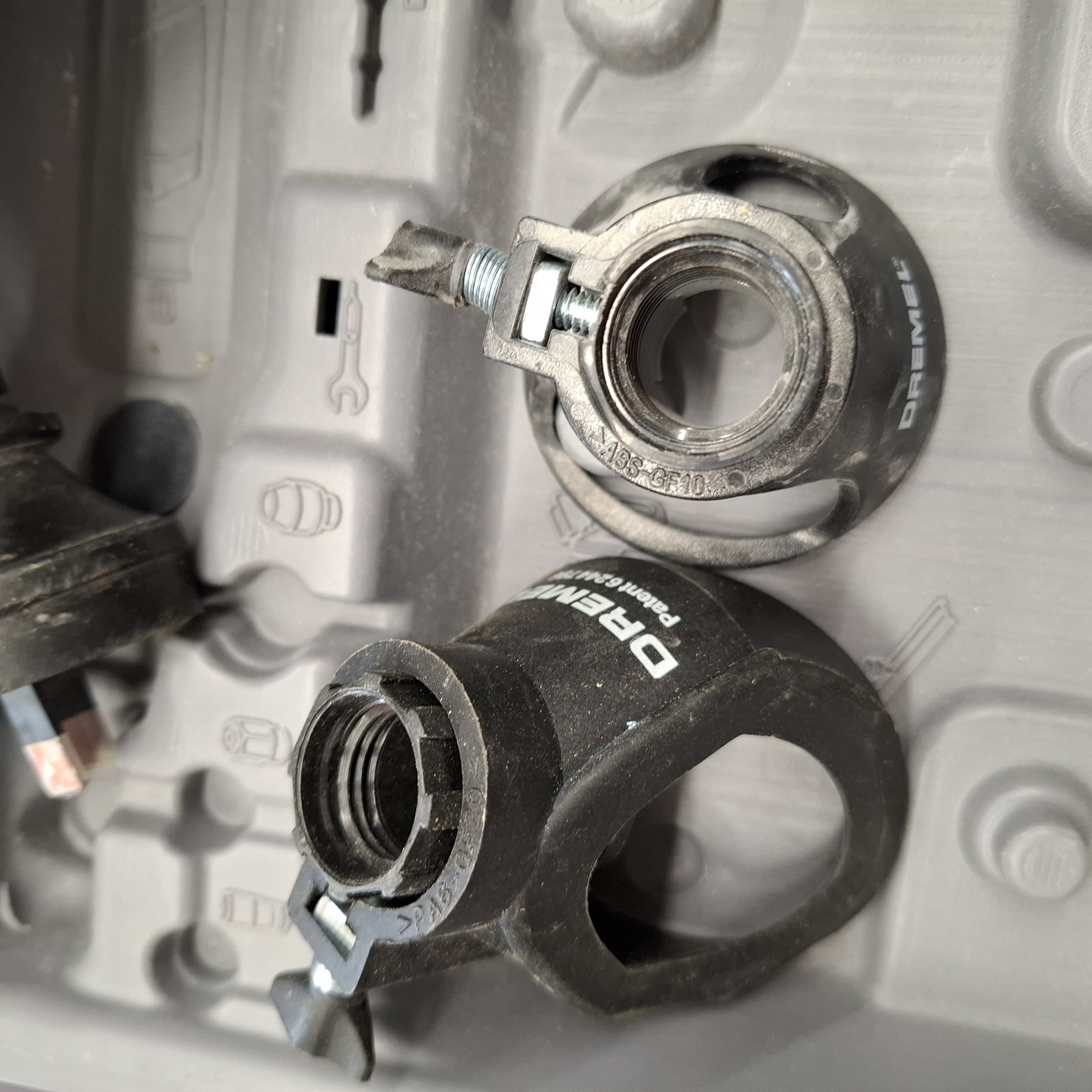 Dremel 3000 Rotary Tool (JN)