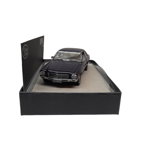 Trax Model Car TO03D Blue 1971 HQ Holden Kingswood Sedan (LN)