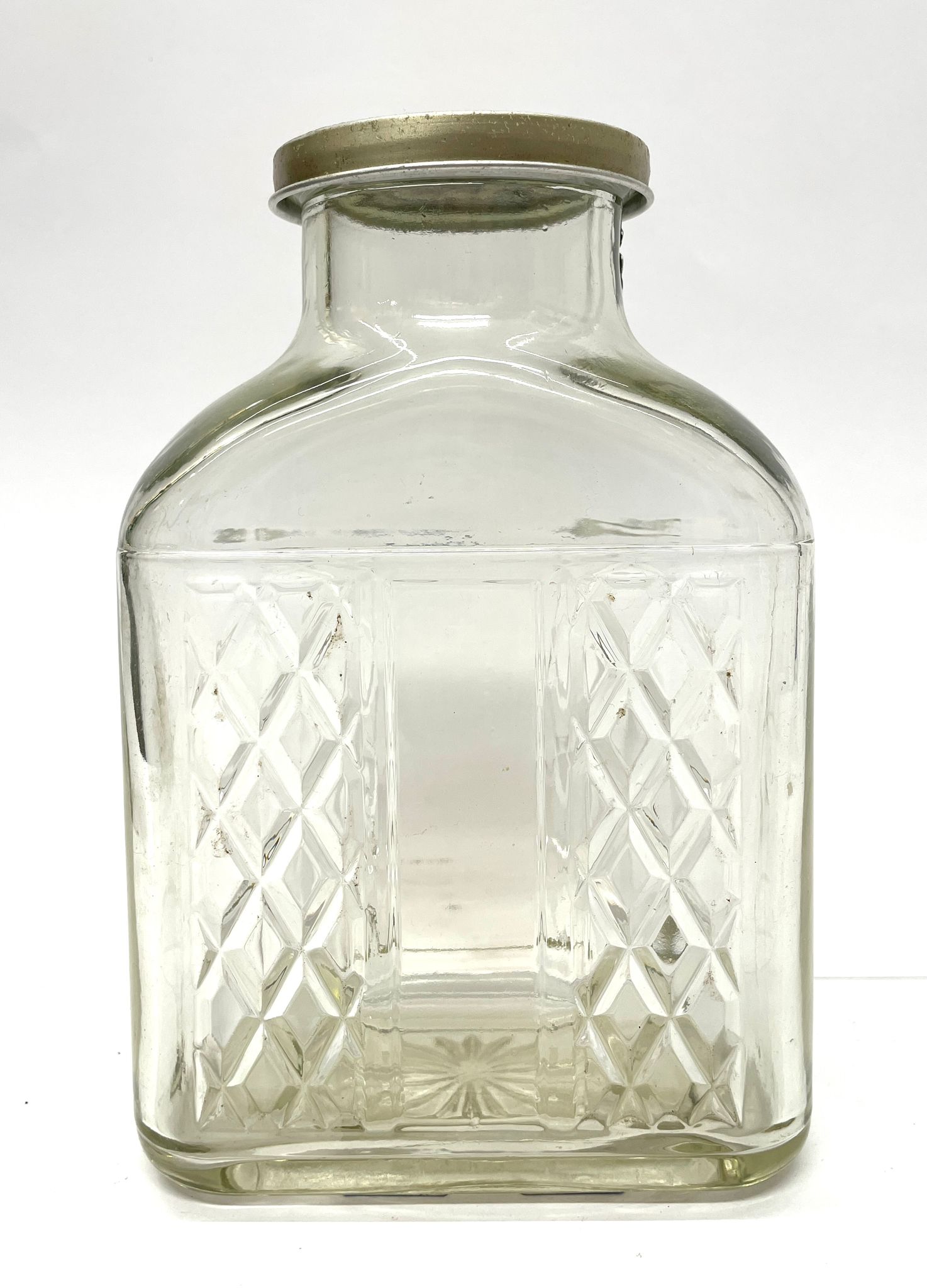 MEDIUM SIZED RECTANGULAR GLASS CONTAINER WITH GEOMETRIC DESIGNS