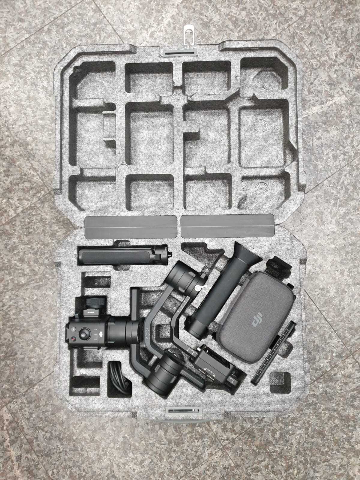 DJI RONIN SRS1 CAMERA STABILISING GIMBAL FULL KIT WITH A FLIGHT CASE.