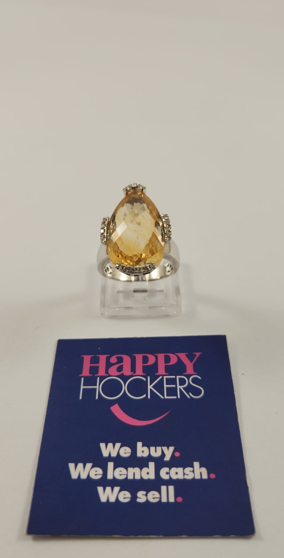 18CT WHITE GOLD RING SET WITH NATURAL TEAR DROP FACETED CITRINE AND 17 X 0.01CT DIAMONDS