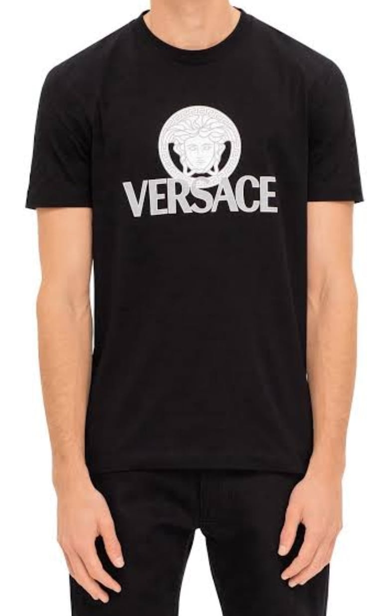 VERSACE MEDUSA LOGO T-SHIRT ARTICLE NUMBER: 1014226. SIZE LARGE