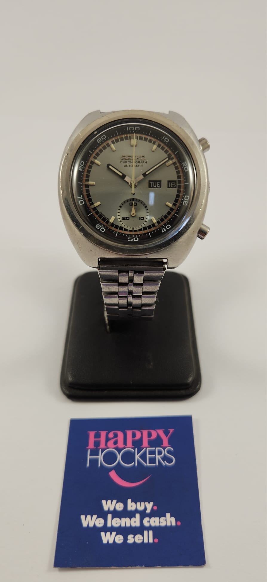 SEIKO WATCH MODEL: 6139-7002 “BRUCE LEE”. 41MM STAINLESS STEEL CASE, BACK AND BRACELET. JAPANESE AUTOMATIC