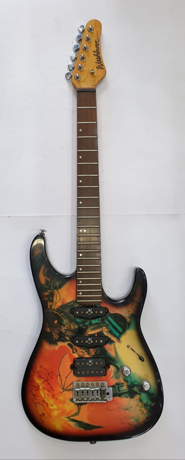 WASHBURN ELECTRIC GUITAR MODEL: MERCURY MEATLOAF BAT OUT OF HELL