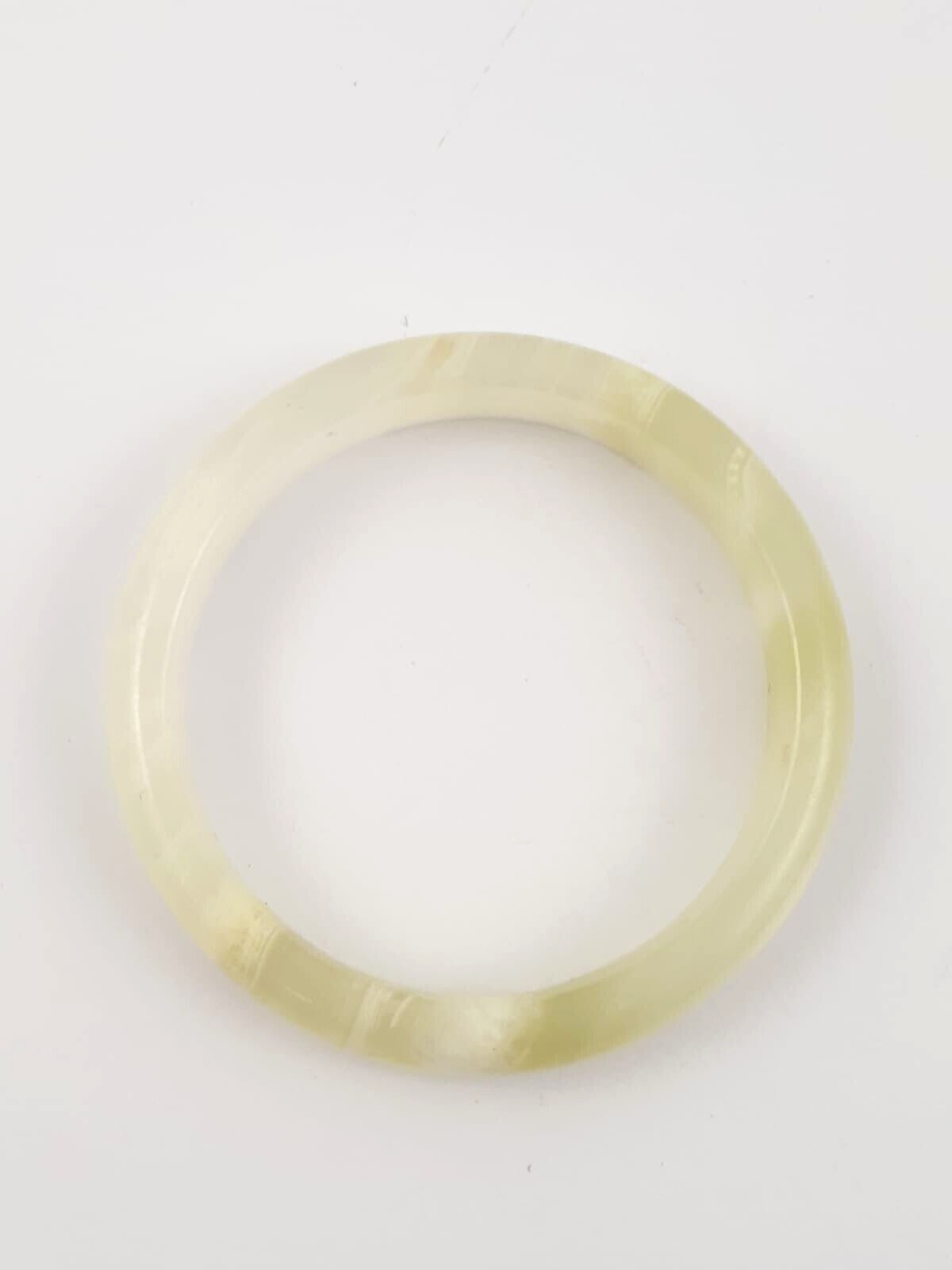 ROUND SOLID MILKY GREEN AGATE BANGLE