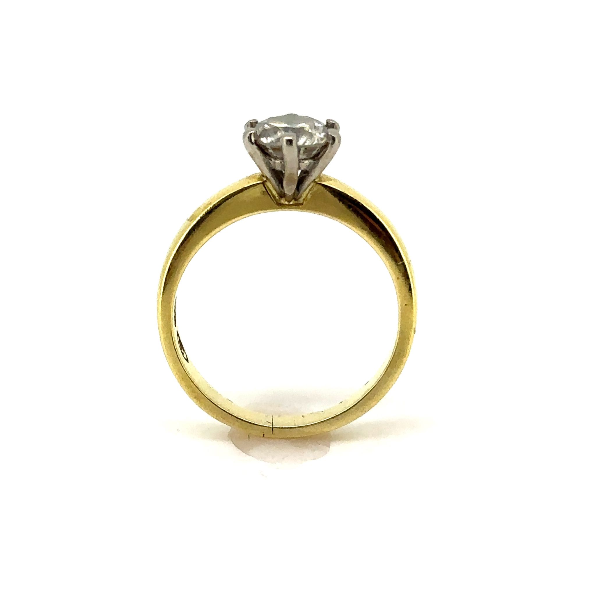 18CT YELLOW GOLD DIAMOND  SOLITAIRE RING