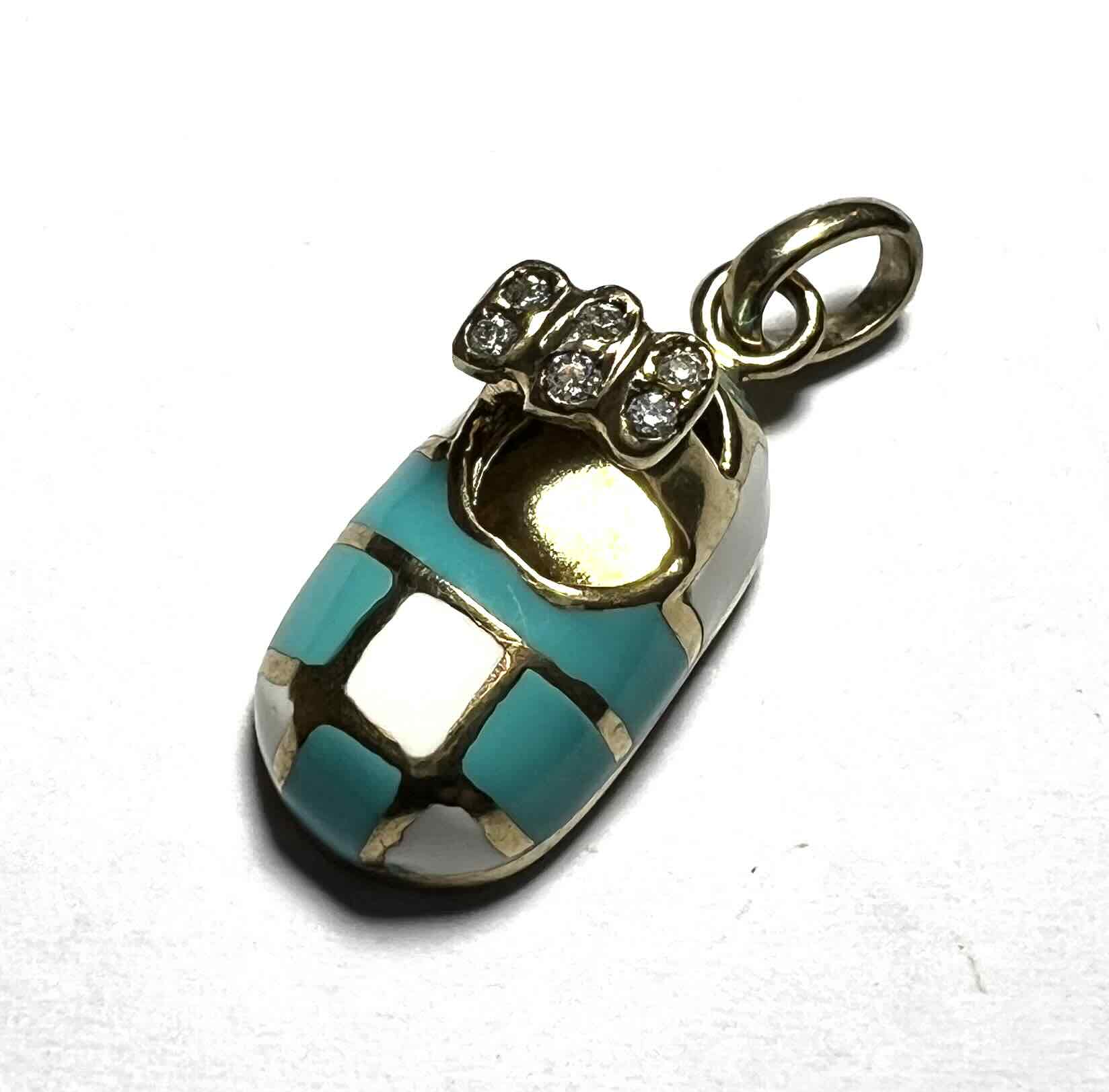 9CT YELLOW GOLD WHITE AND BLUE ENAMEL SHOE CHAARM/PENDANT