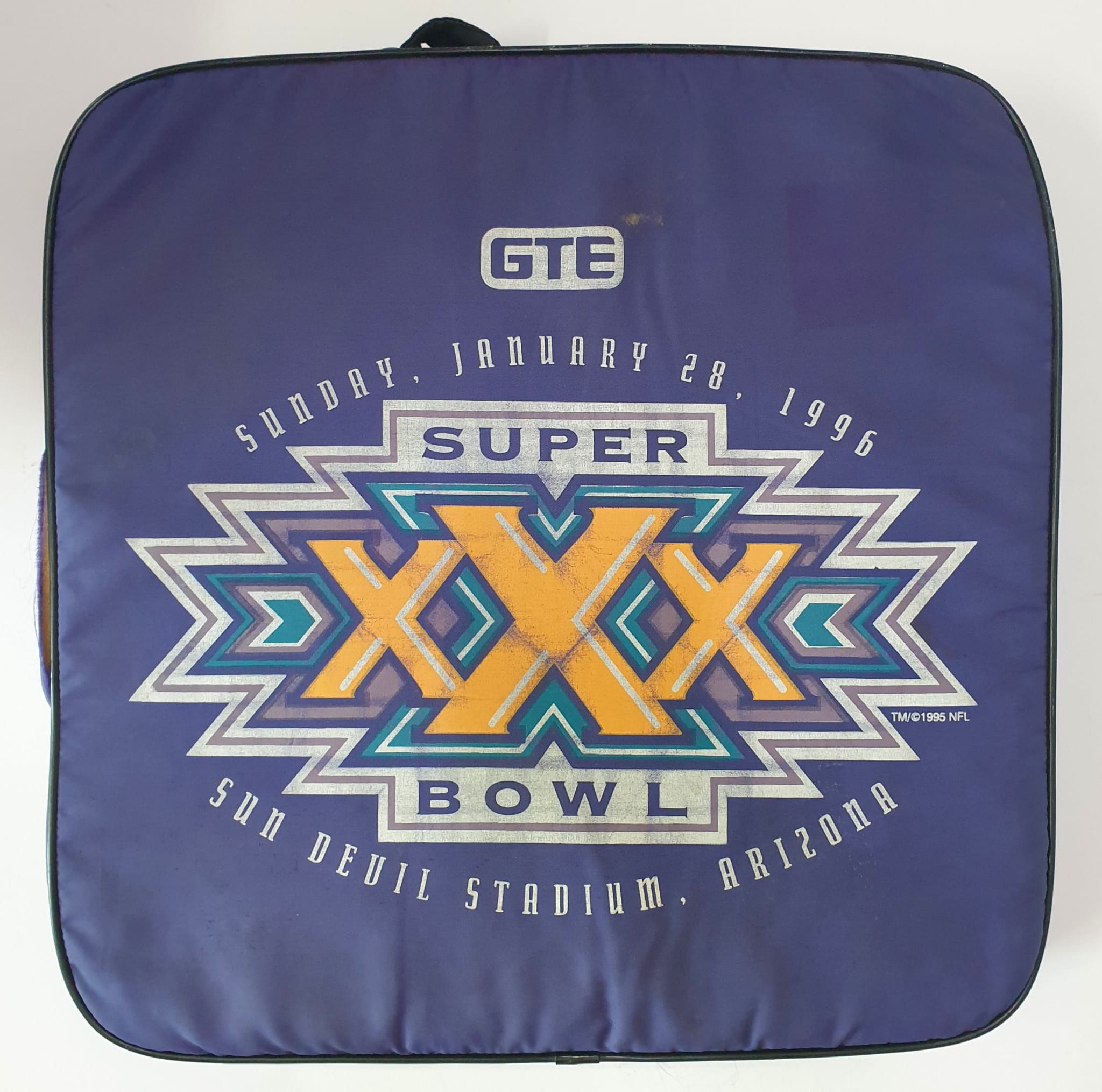 1996 U.S. SUPERBOWL XXX SEAT CUSHION DALLAS COWBOYS VS PITTSBURGH STEELERS. THESE WERE GIVEN TO TICKET HOLDERS ONLY