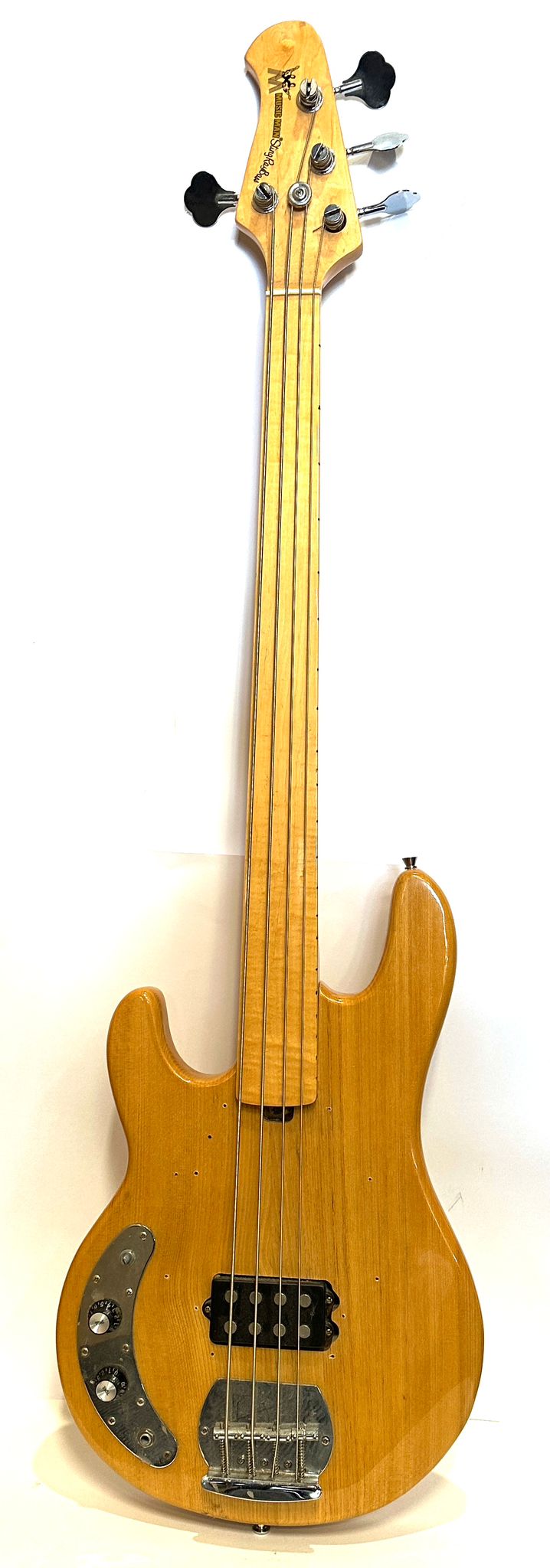 IMMITATION MODIFIED MUSICMAN STRINGRAY FRETLESS BASS GUITAR BLONDE WOOD
