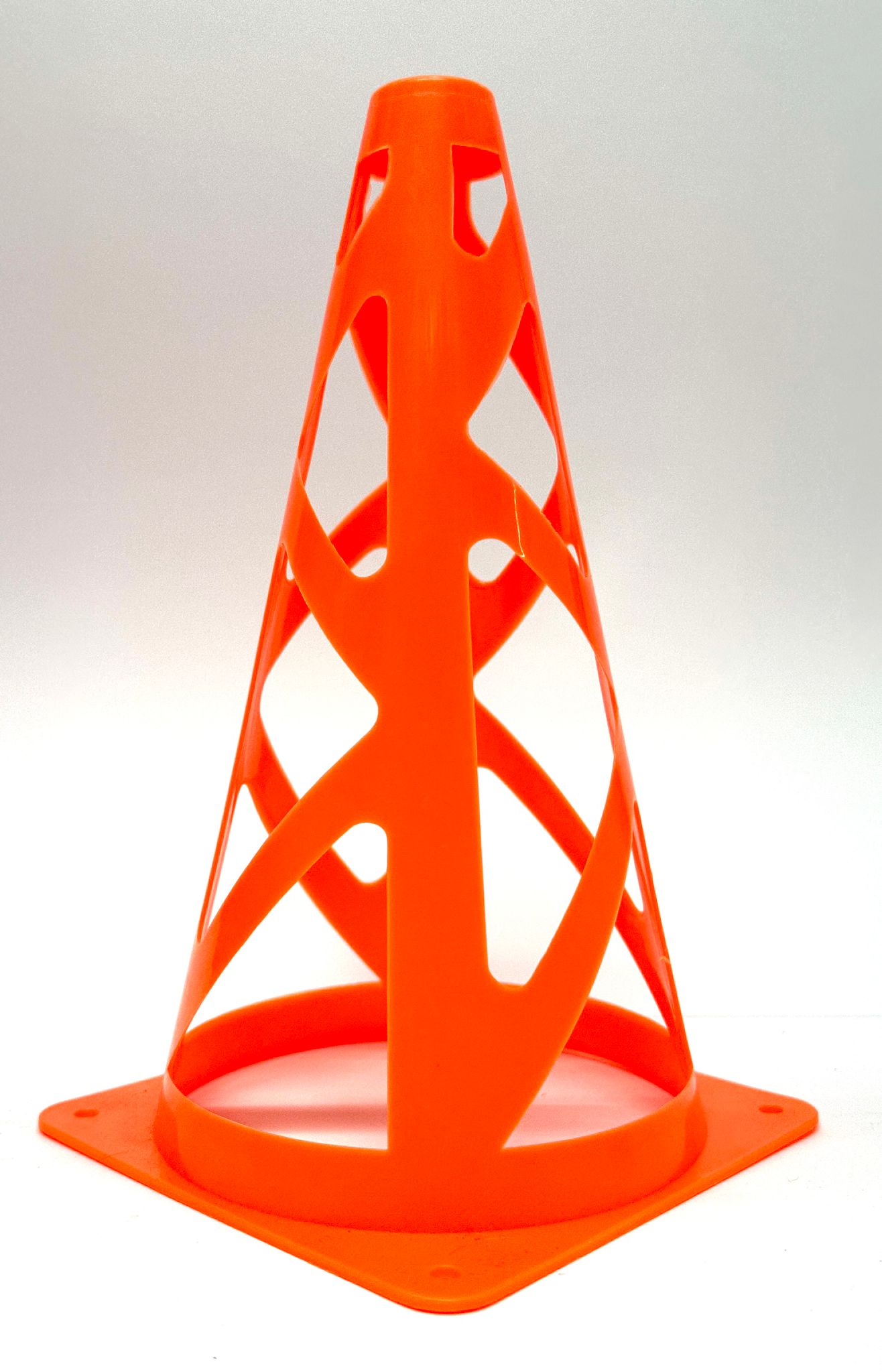 MERRITHEW COLLAPSIBLE TRAINING CONES SET OF 12