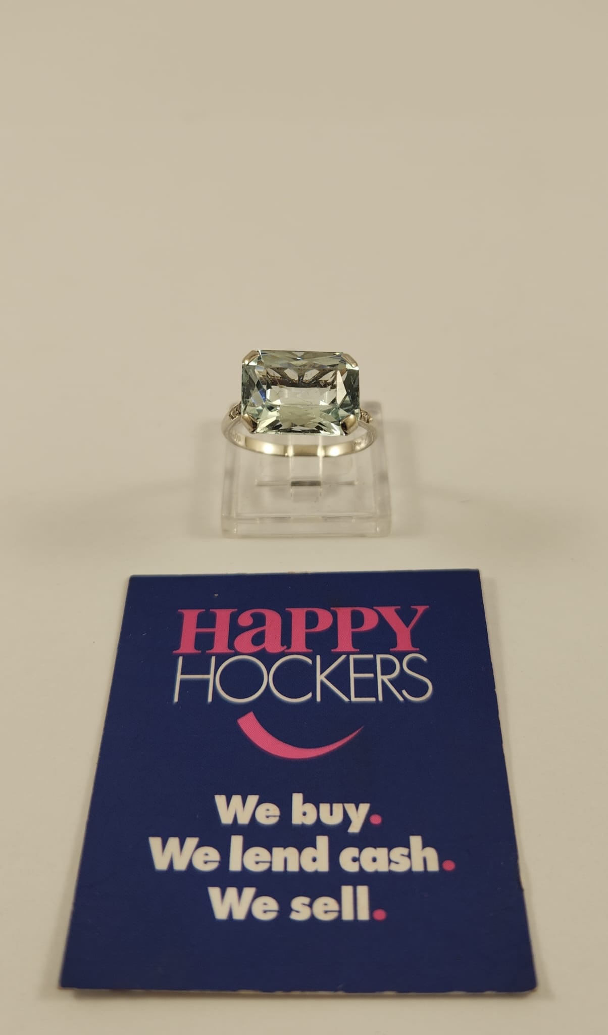 14CT WHITE GOLD RING SET WITH NATURAL AQUAMARINE AND 6 X ROSE CUT DIAMONDS