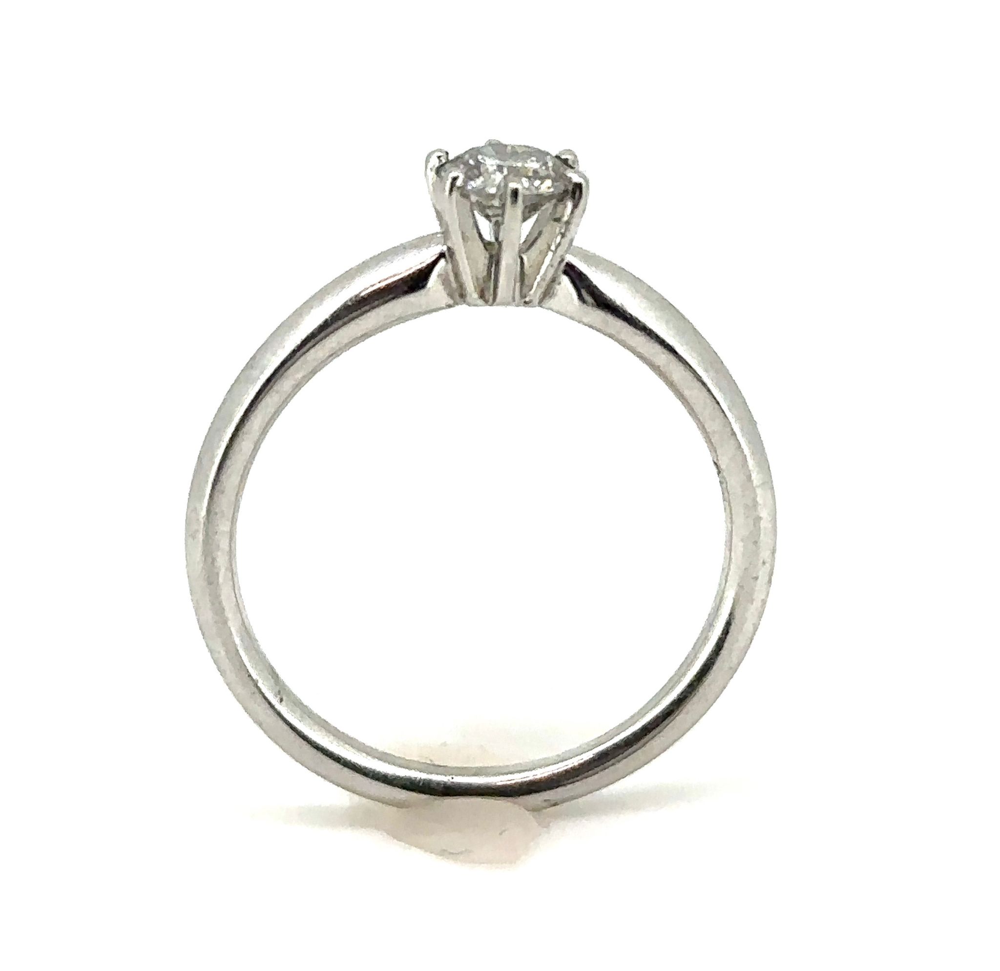 14CT WHITE GOLD CLAW SET SOLITAIRE RING